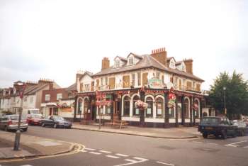 Chatterton Arms, Chatterton Road, Bromley Common, 2000