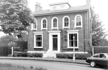 somerset-gardens-01466-350