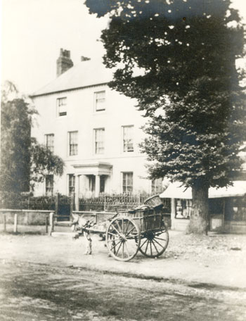 sion-house-01486-350
