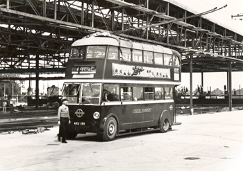 Bus Garage, Erith Road, Barnehurst, Bexley, 1935 - click to enlarge