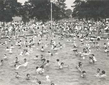 Danson Swimming Pool, Welling, 1938