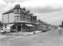 Chatterton Road, Bromley Common, photographed in 1974